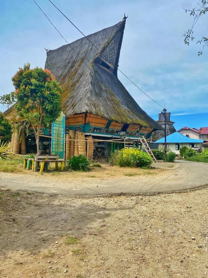 Ron'S Guest House Berastagi Backpacker Rooms Exteriör bild
